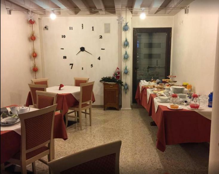 Al Bagolaro Bed & Breakfast Crocetta del Montello Ngoại thất bức ảnh